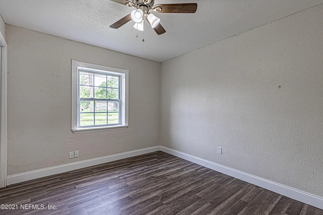 Photo of 5745 CARNATION Road