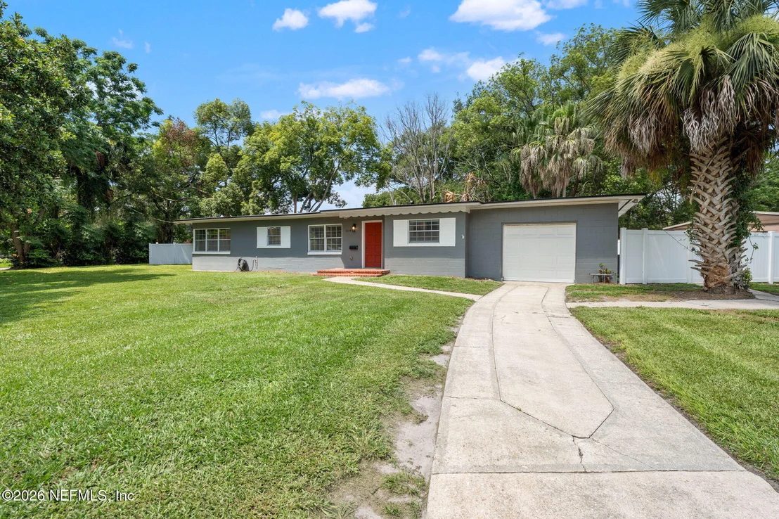 Photo of 6144 ROBBINS Circle N