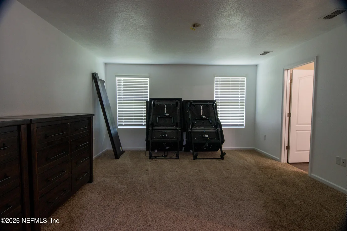 Photo of 65378 RIVER GLEN Parkway