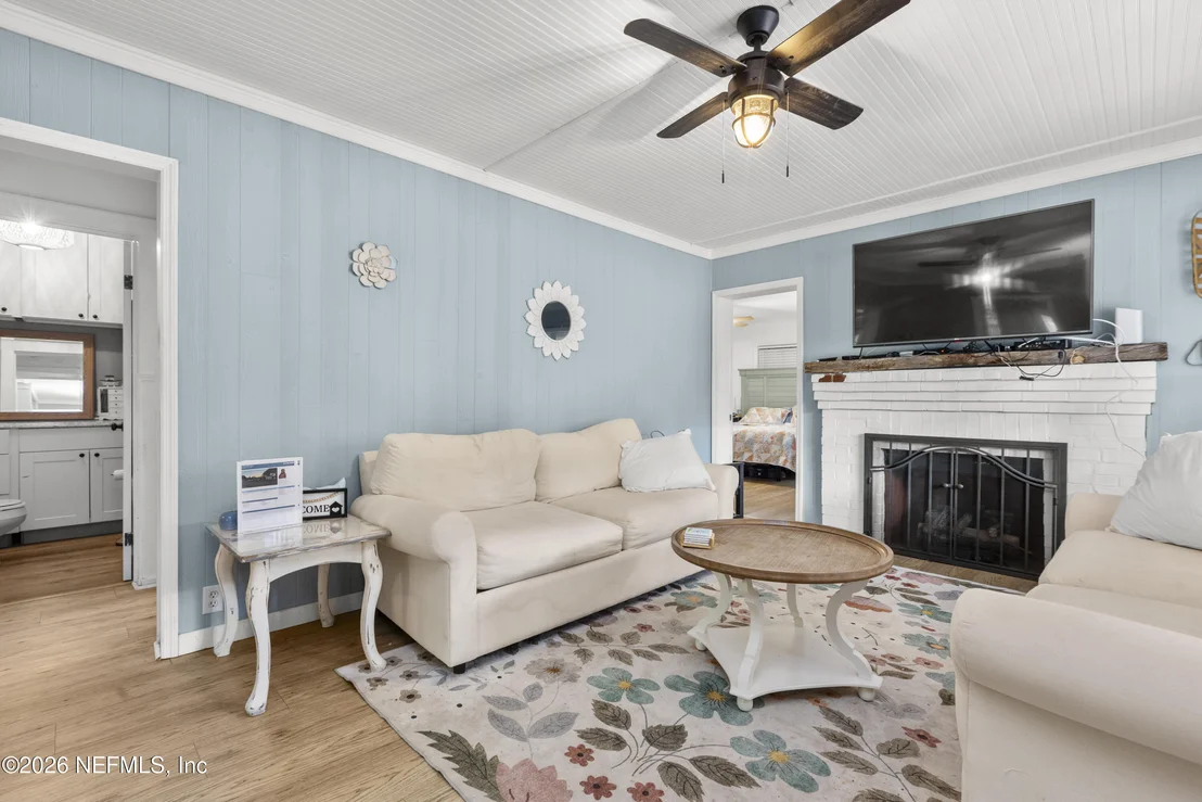 Photo of 155 RODDY Road