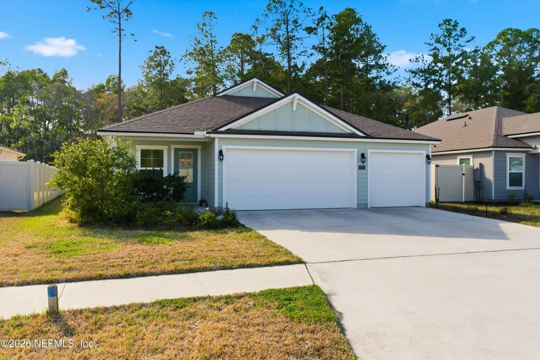Photo of 65672 EDGEWATER Drive