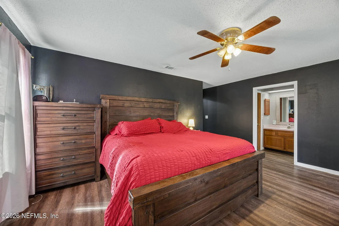Photo of 407 MOBY DICK Drive S