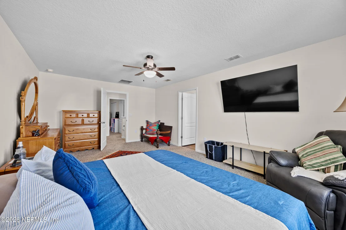Photo of 70168 ROSEAPPLE Court