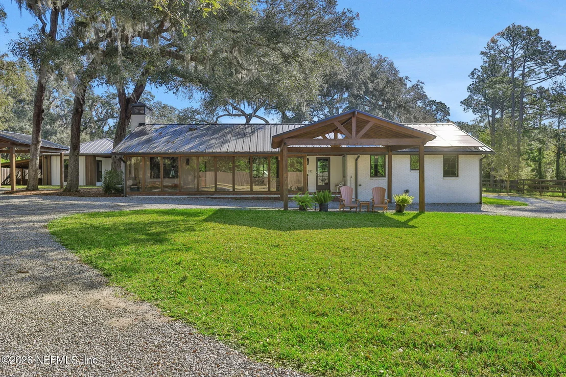 Photo of 532 MOONSHINE Drive