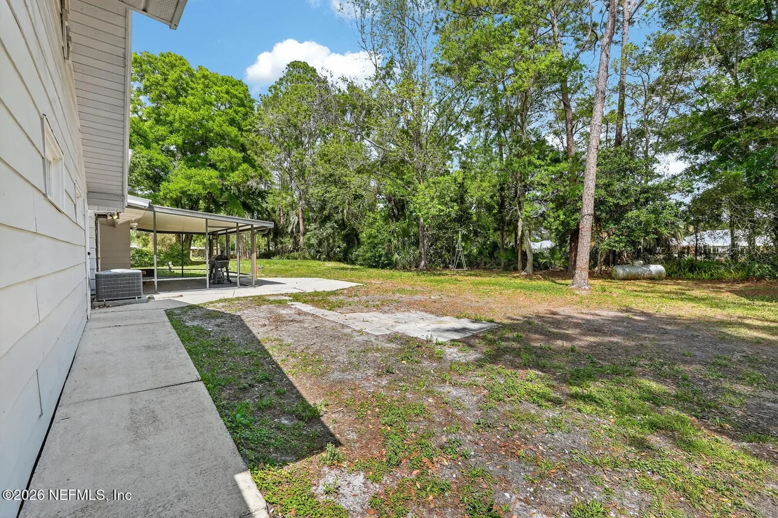 Photo of 116 ROUND LAKE Circle