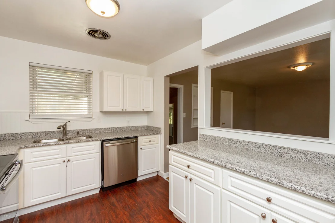 Photo of 7234 PINEVILLE Drive