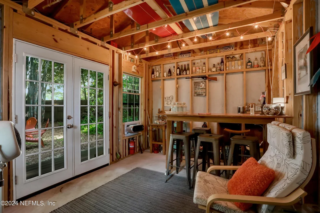 Photo of 6468 RIVER POINT Drive