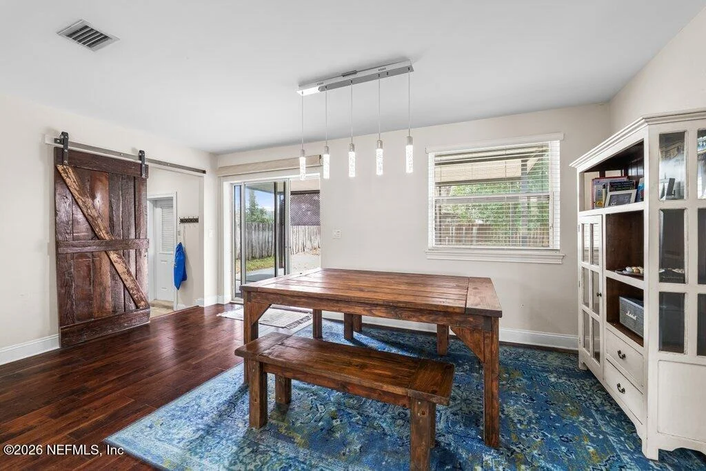 Photo of 5762 HESTON Road