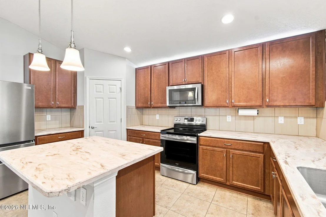 Photo of 9592 ABBY GLEN Circle