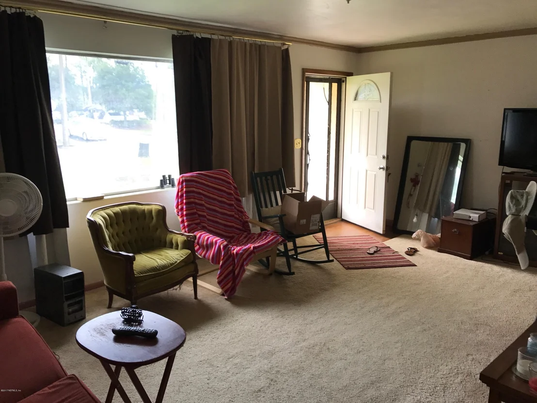 Photo of 2128 DEAN Road