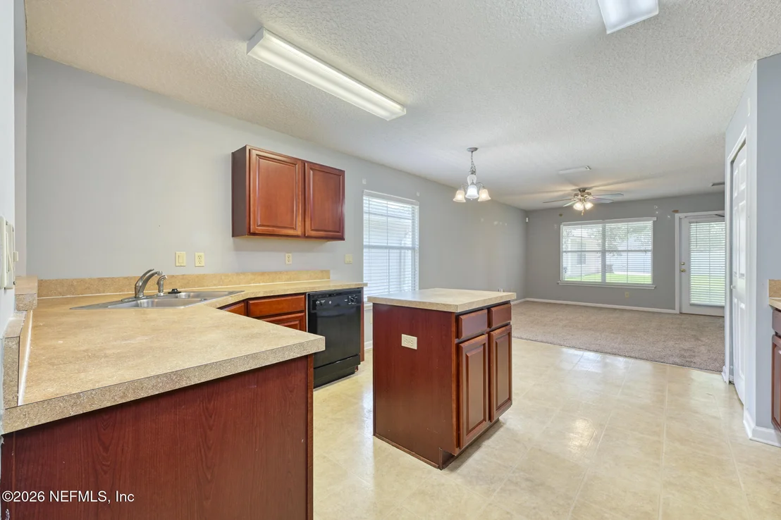 Photo of 3809 PEBBLE BROOKE Circle