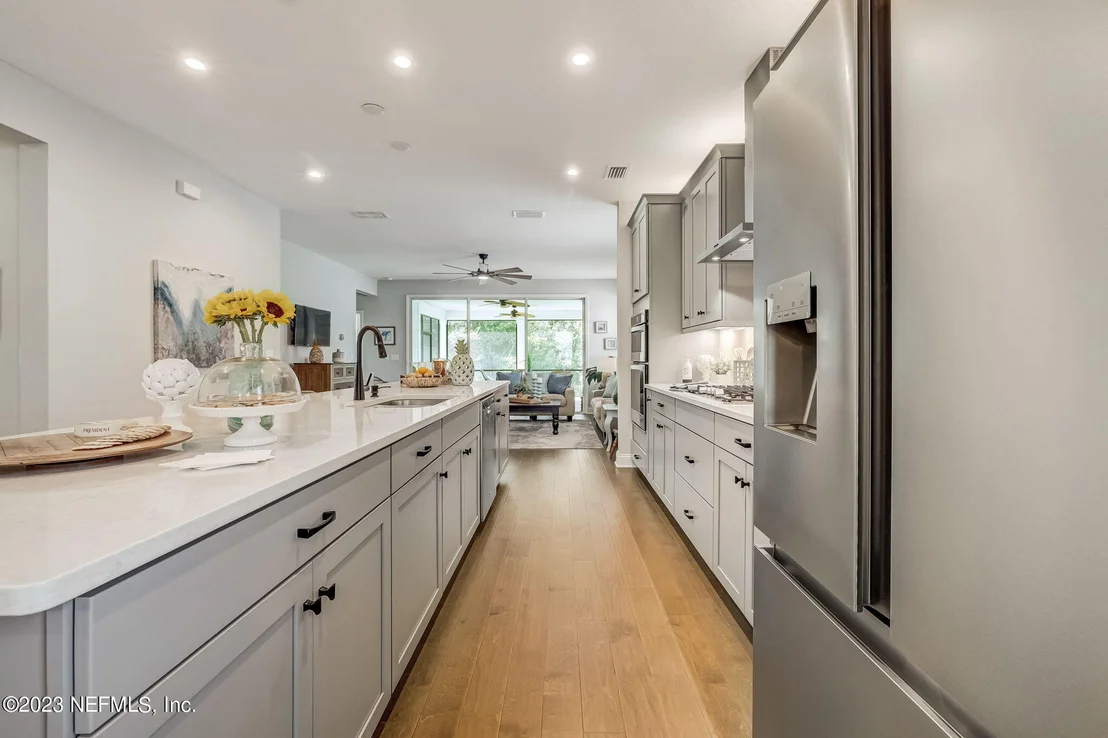 Photo of 214 HOPTREE Place