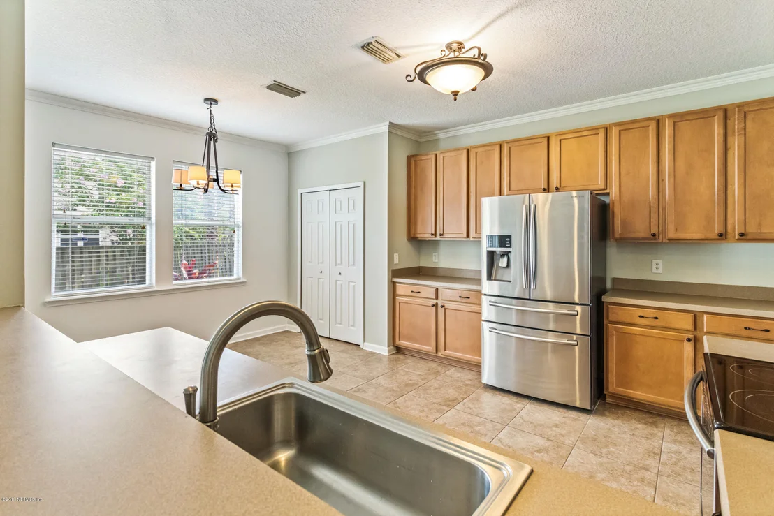 Photo of 935 CHURCHHILL Lane