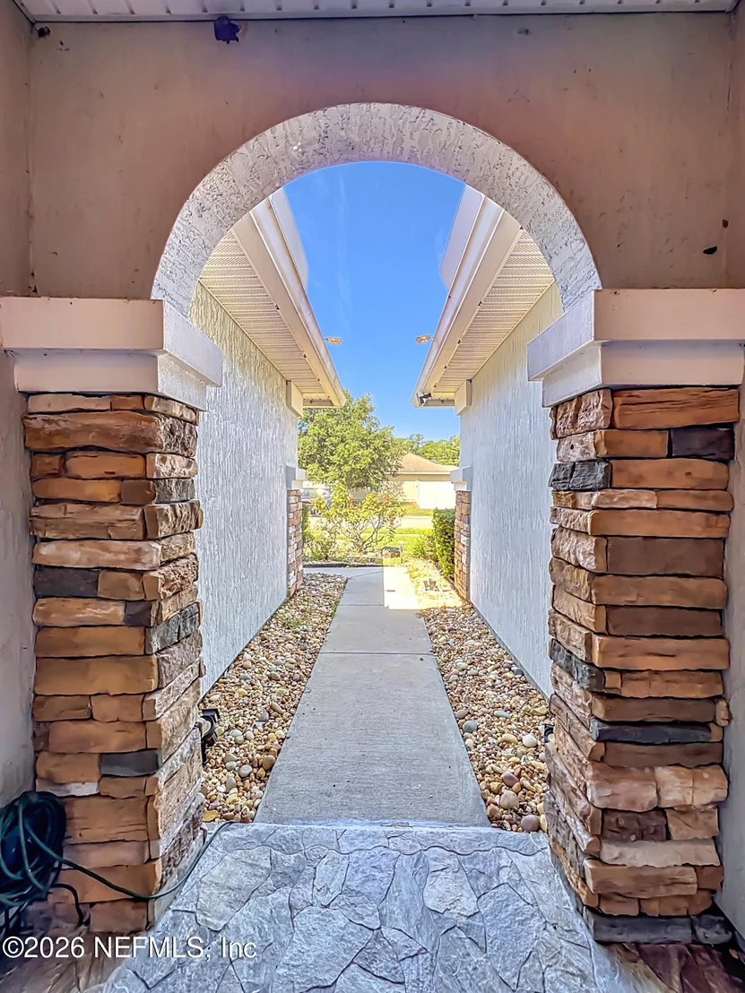 Photo of 15971 HUTTON Lane