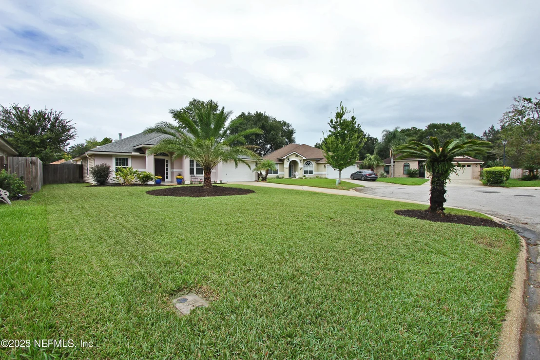 Photo of 14603 BERRINGER Lane