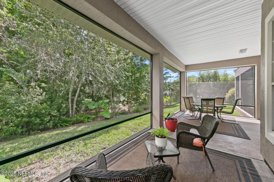 Photo of 148 LA MESA Drive