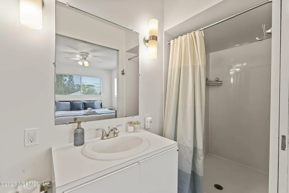 Photo of 409 TWELFTH Street