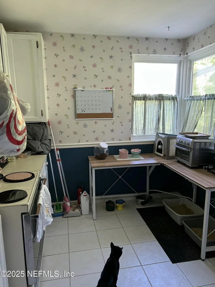 Photo of 205 SPRING FOREST Avenue