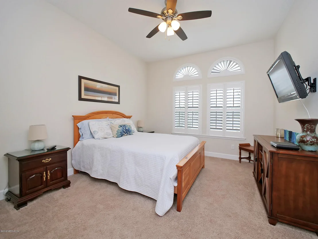 Photo of 453 EAGLE ROCK Drive