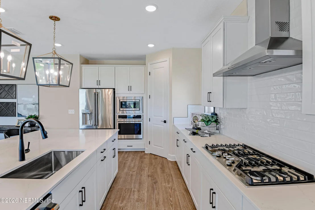 Photo of 16 MEADOW CROSSING Drive