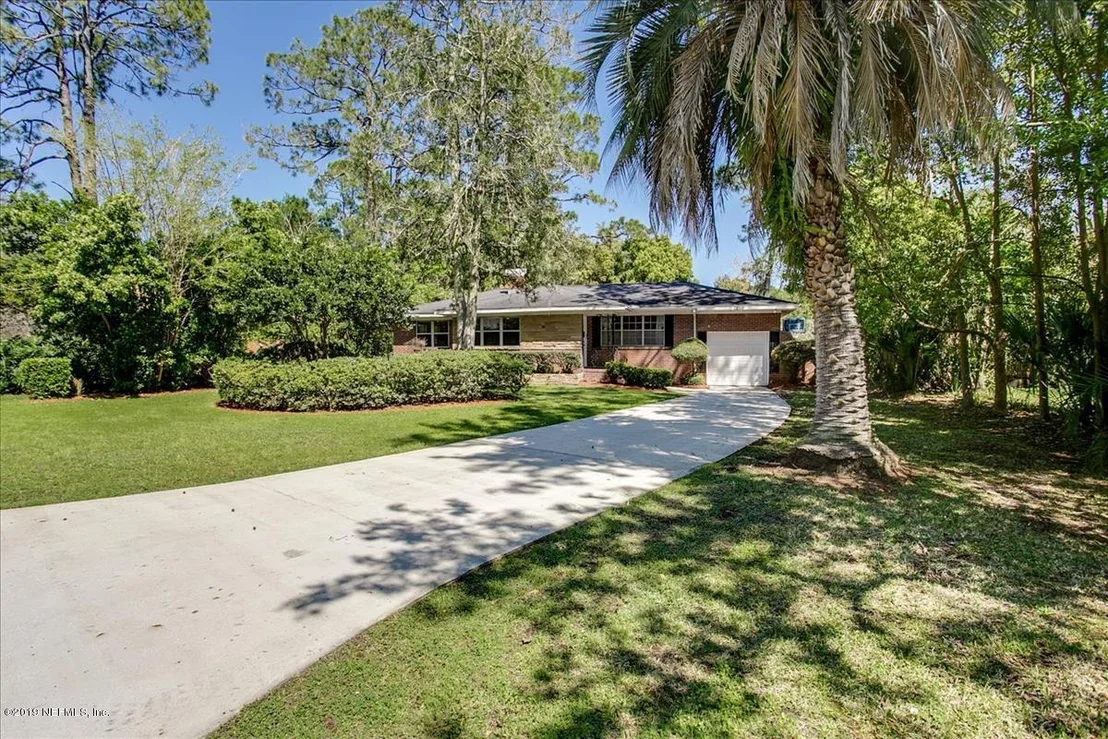 Photo of 7269 COLIGNY Road