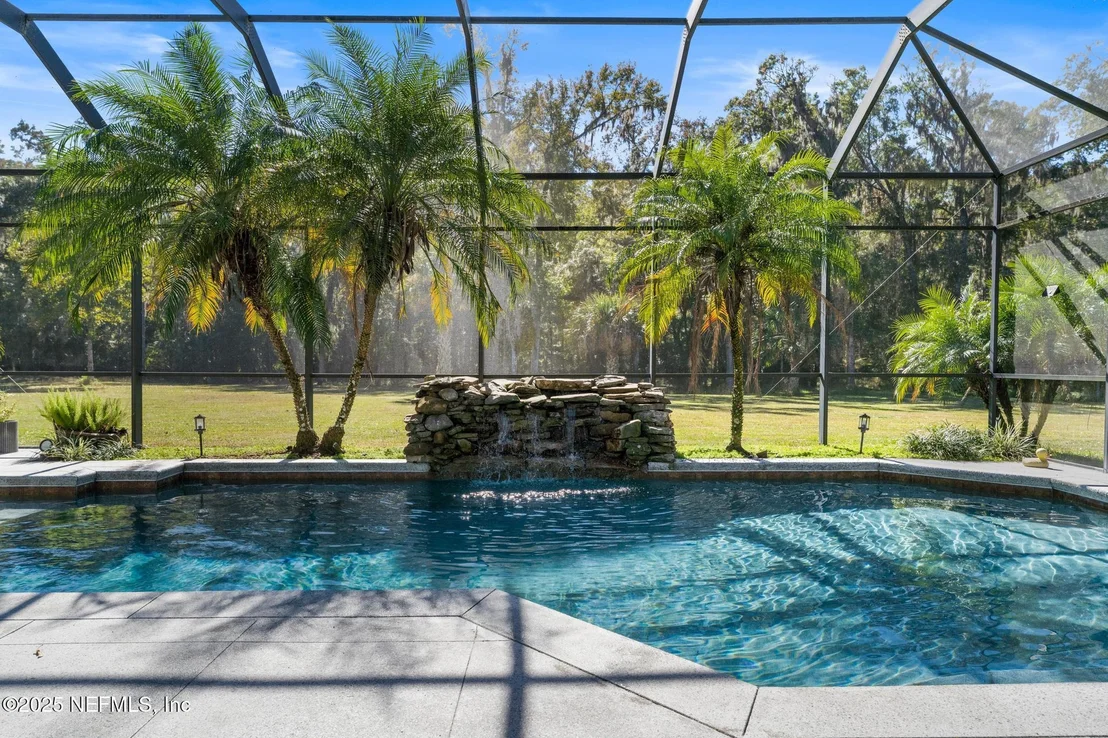 Photo of 3010 STARRATT Road