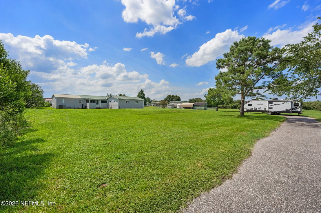 Photo of 44046 CROSS CREEK Boulevard