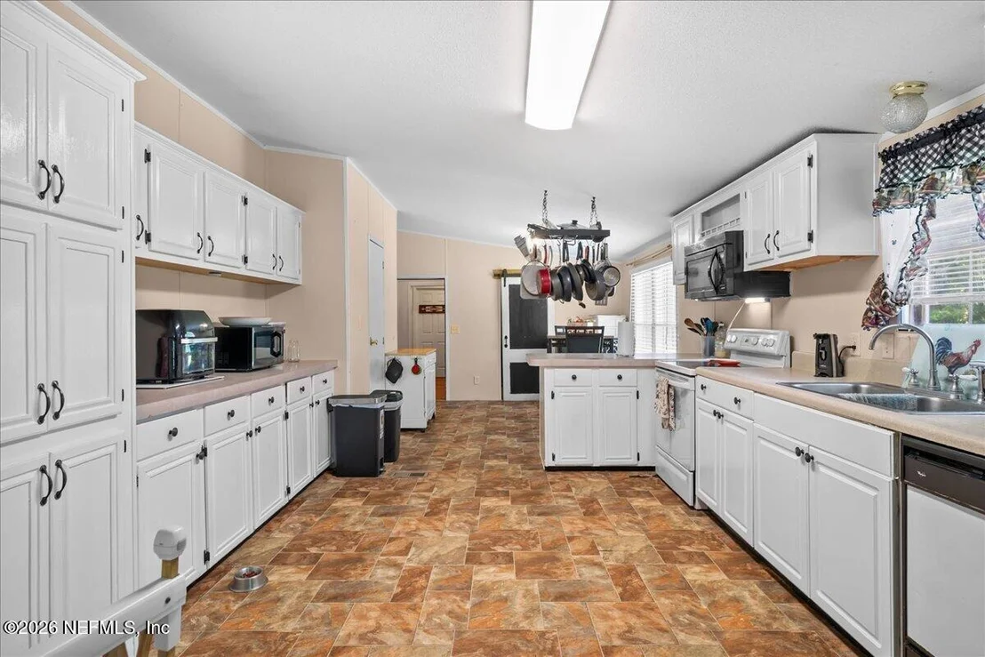 Photo of 4065 SILVER LAKE Drive