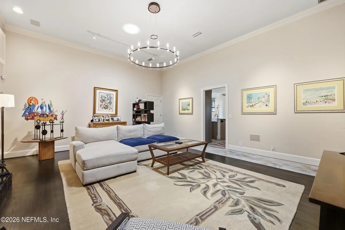 Photo of 2656 BEAUCLERC Road