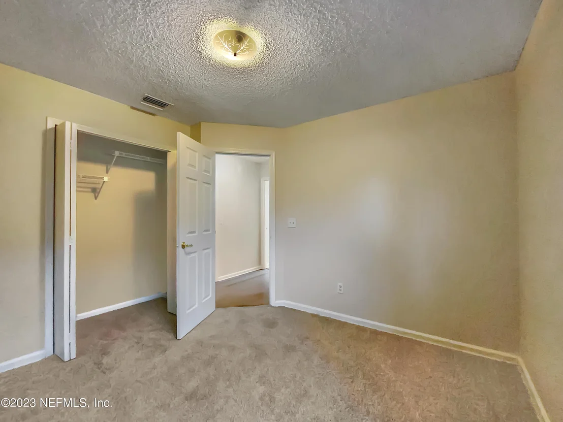 Photo of 85 NAUGATUCK Drive