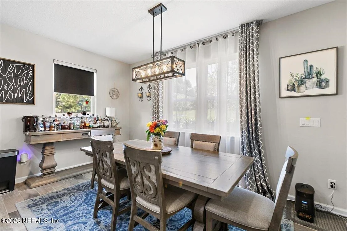 Photo of 159 EVENSHADE Way