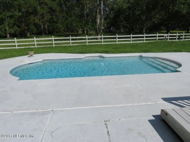 Photo of 1348 LEE Road