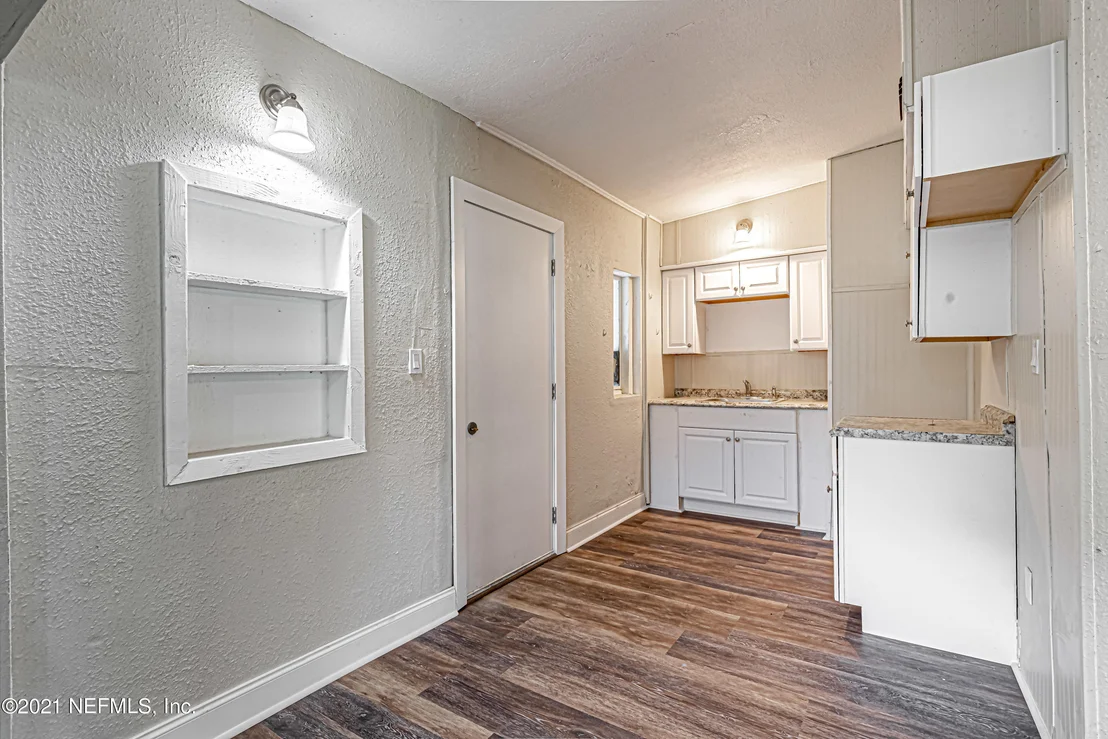 Photo of 5745 CARNATION Road