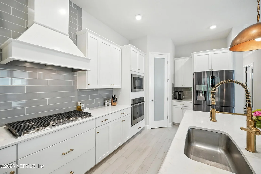 Photo of 269 CONSTITUTION Drive