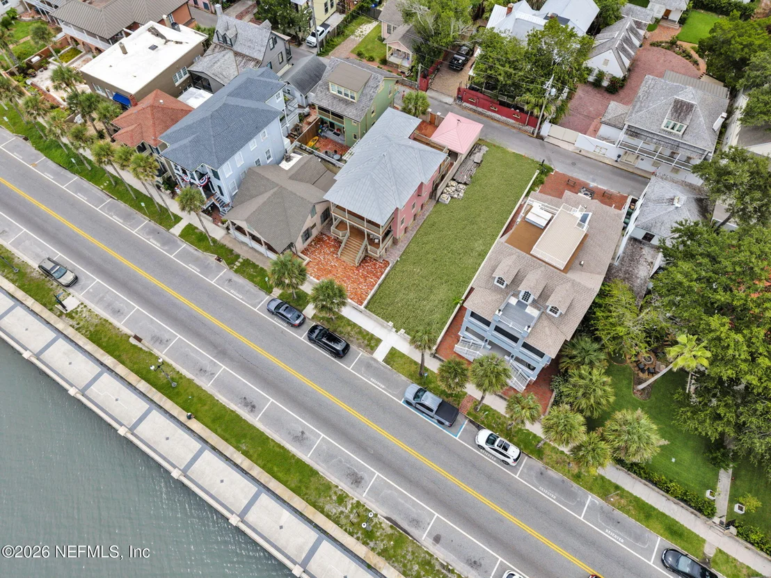Photo of 156 AVENIDA MENEDEZ