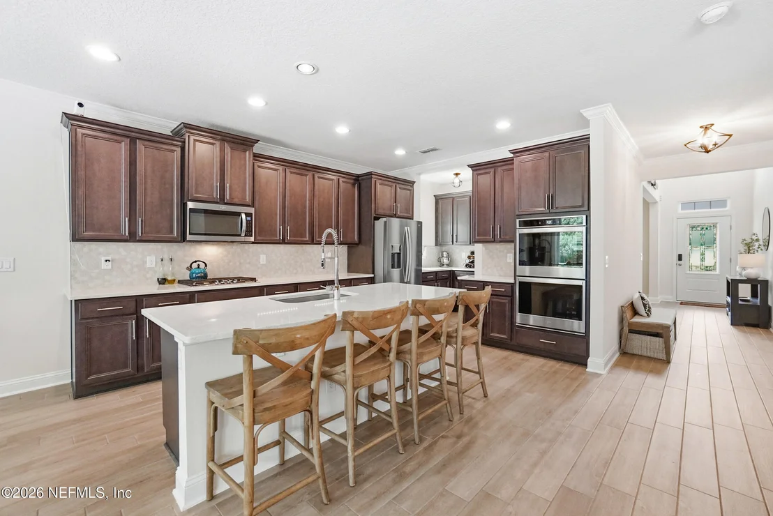 Photo of 509 GLASGOW Drive