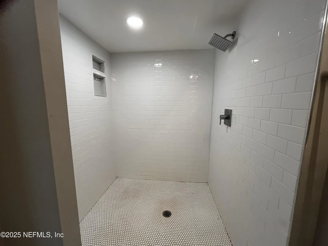 Photo of 8608 2ND Avenue