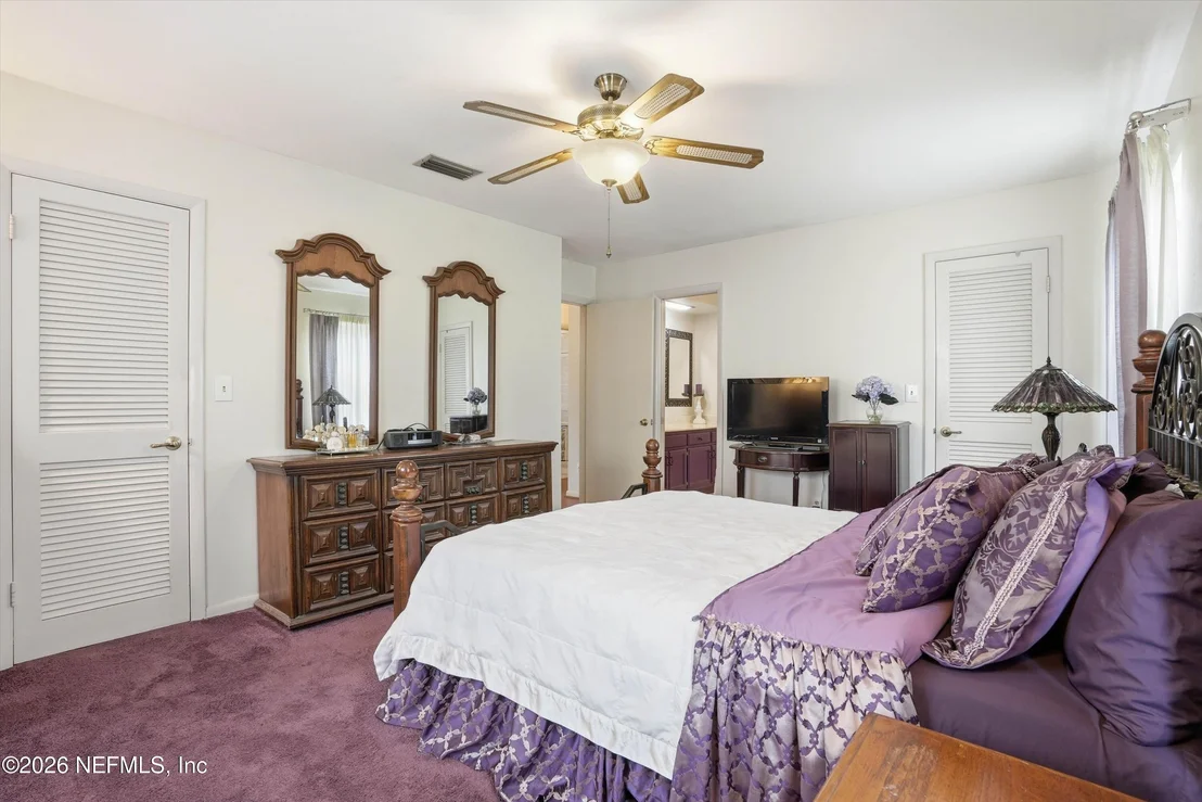 Photo of 1884 PARKCREST Drive