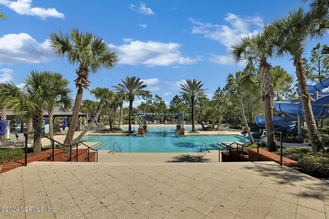 Photo of 595 MEADOW CREEK Drive