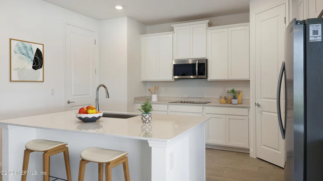 Photo of 538 SUPERIOR Boulevard