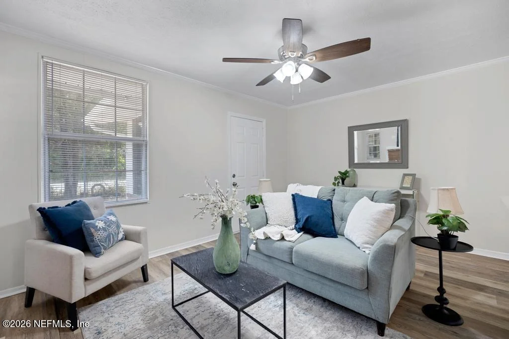 Photo of 166 HERNANDO Drive