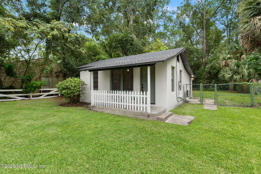 Photo of 5604 CRUZ Road