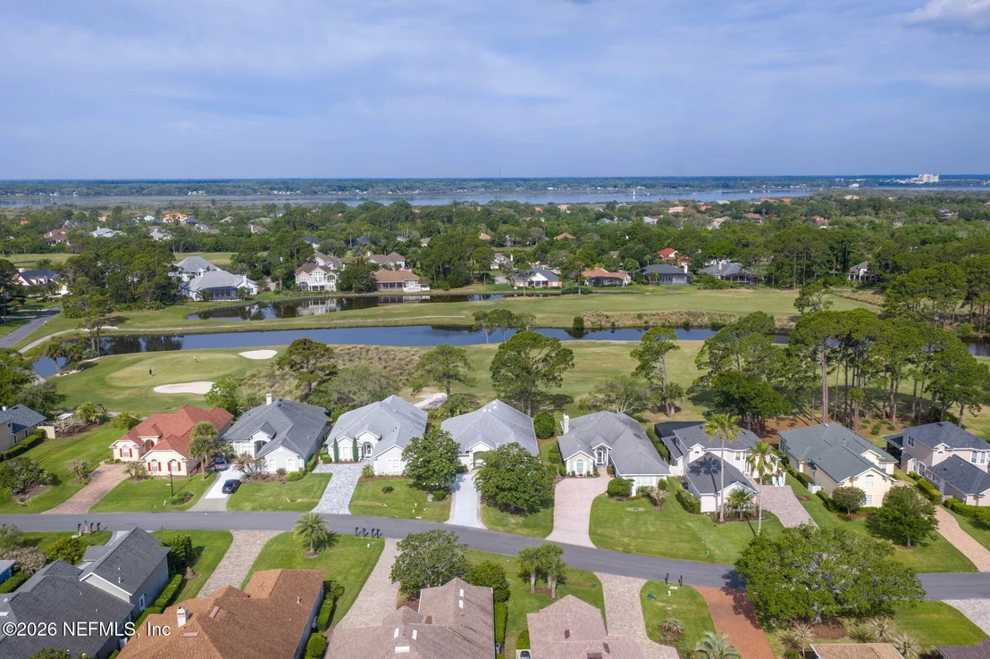 Photo of 332 MARSHSIDE Drive N