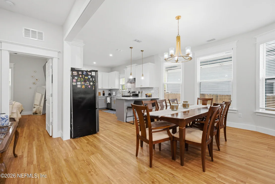Photo of 1217 WALNUT Street
