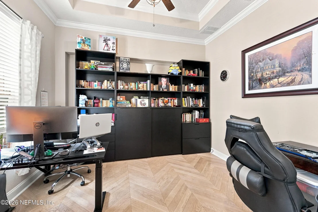 Photo of 559 GLORIETA Drive