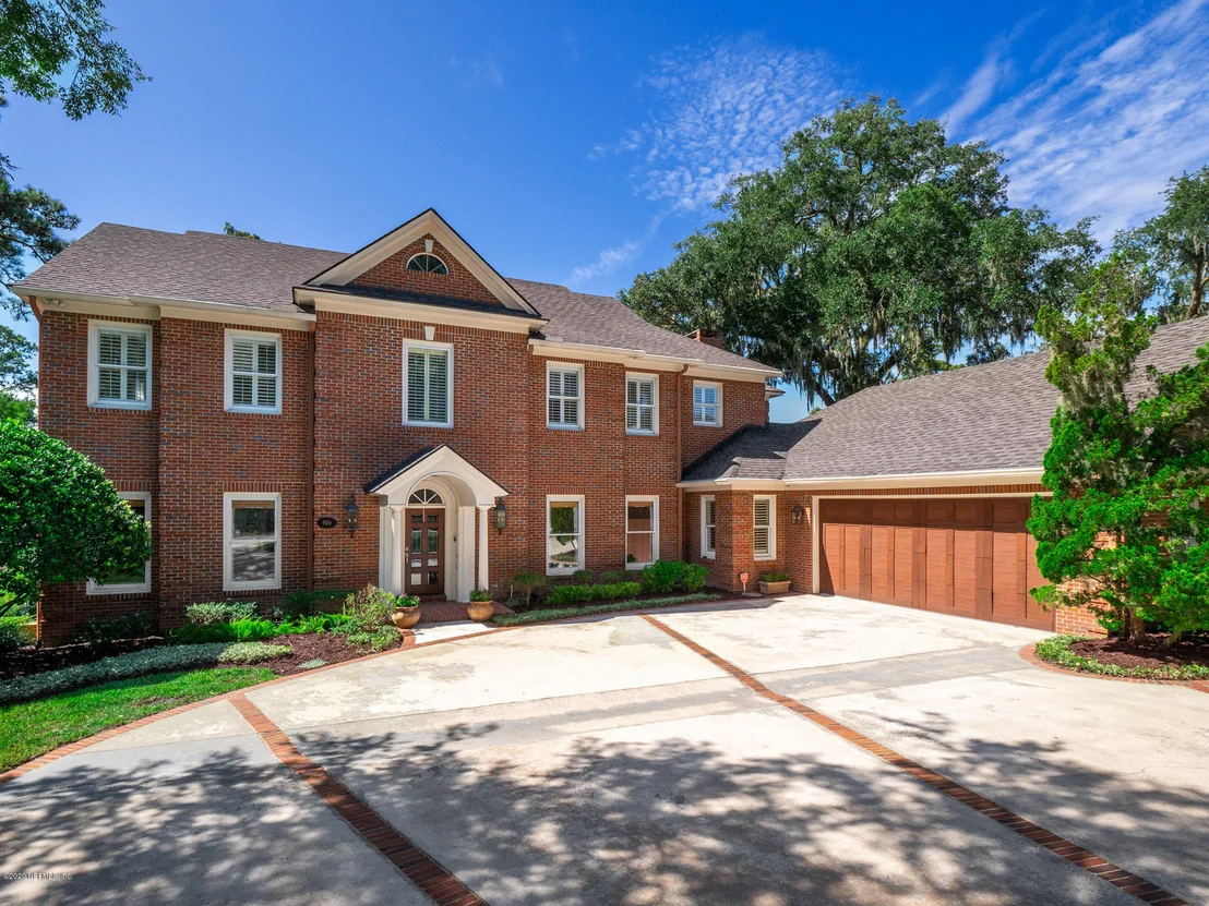 Photo of 906 GREENRIDGE Road