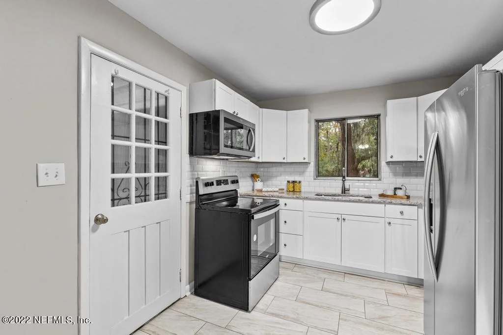 Photo of 10328 PINEHURST Drive