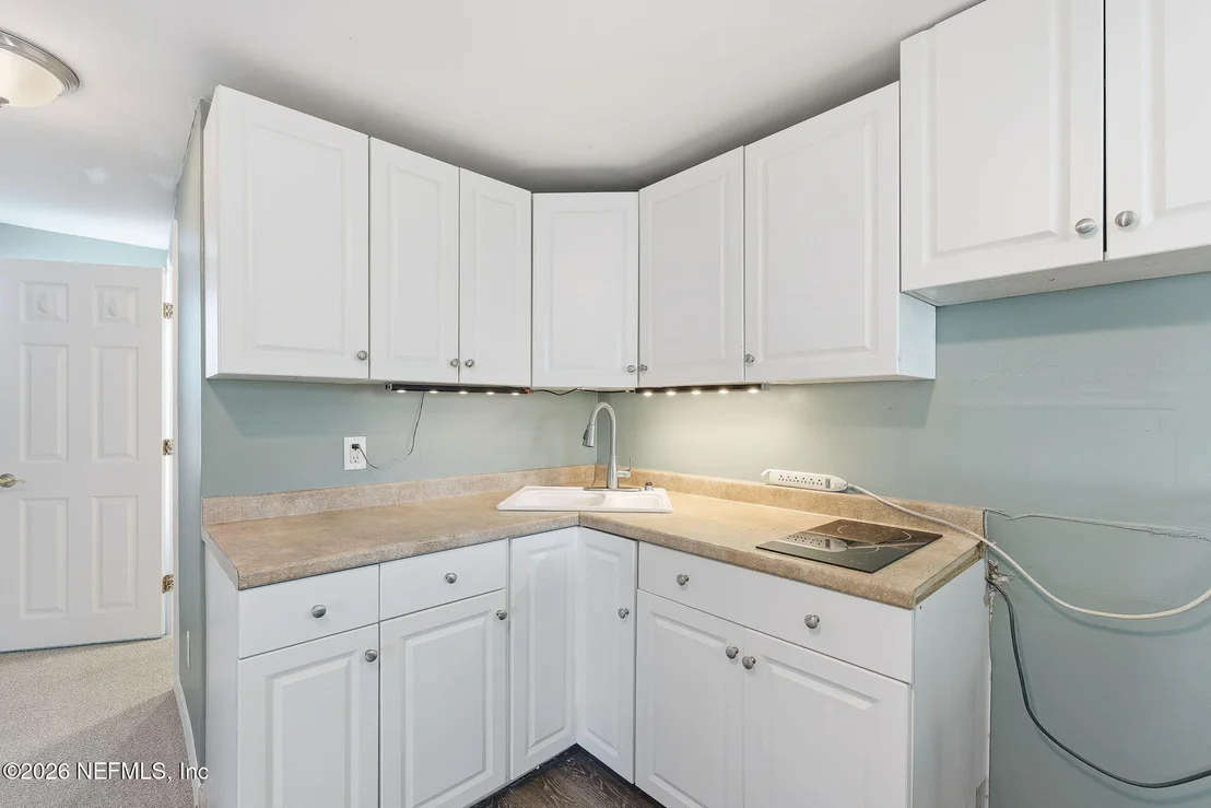 Photo of 1863 LIVE OAK Drive