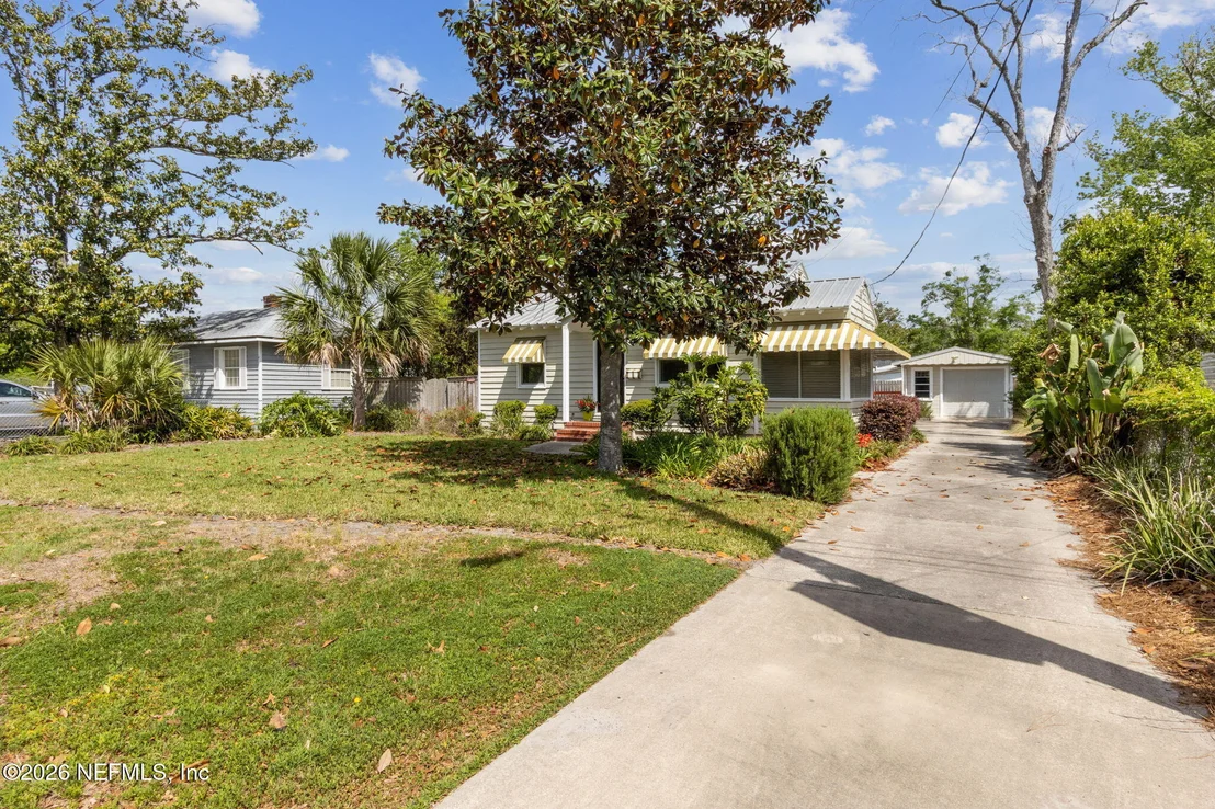Photo of 4649 CAMBRIDGE Road