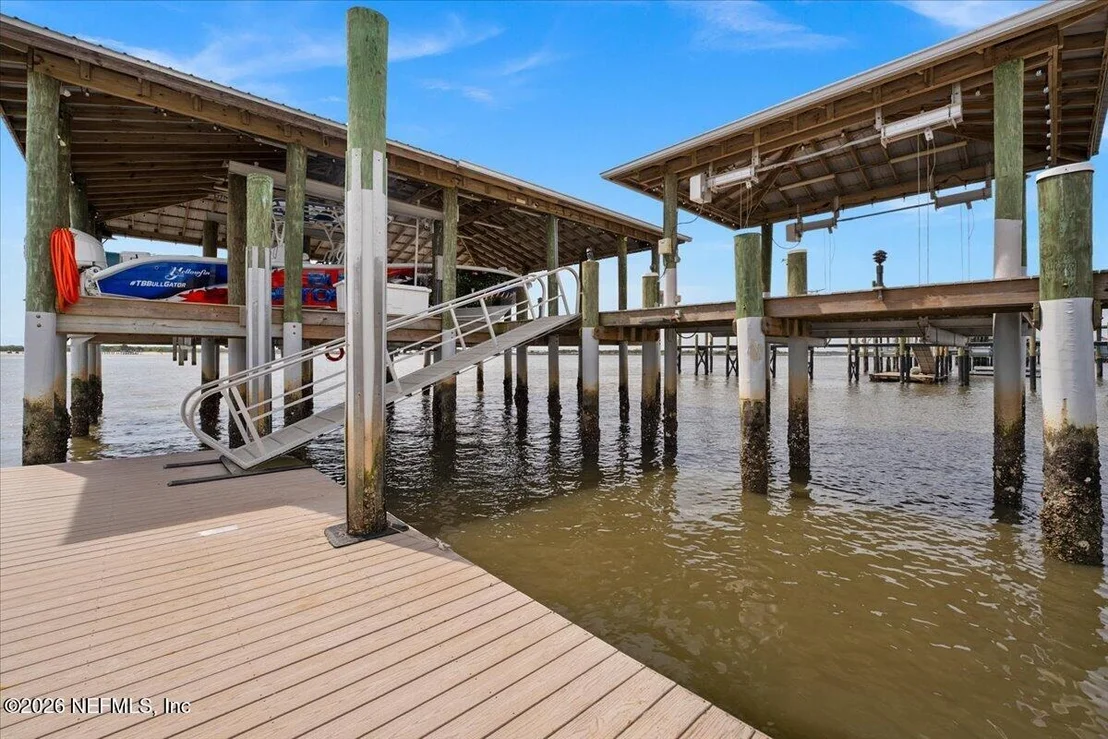 Photo of 9136 HECKSCHER Drive